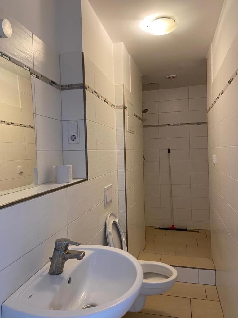 Gastem Ug Apartment Berlin Bagian luar foto